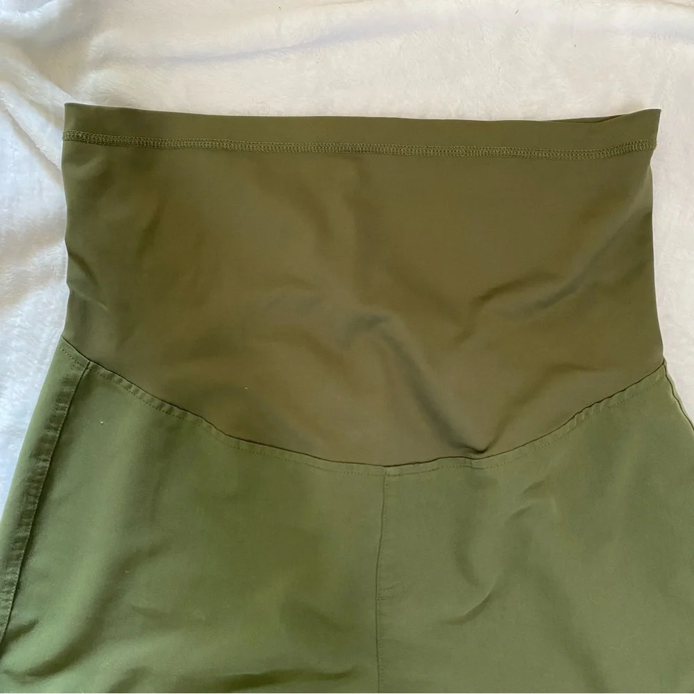 Figs Yola Maternity Skinny Scrub Pants Sz M Dark Olive Green Army Cargo Pockets - Picture 6 of 14